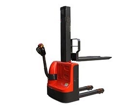 兩江新區(qū)全電動(dòng)托盤堆垛車（經(jīng)濟(jì)款，單缸）